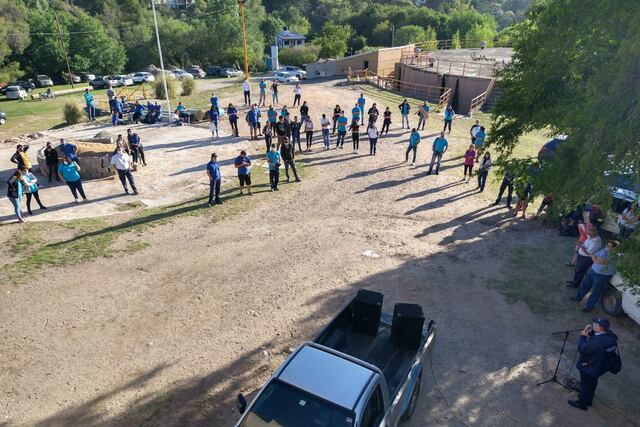 Una de las tantas jornadas de "resistencia" y asamblea de trabajadores de la Coopi en Carlos Paz. Este 18 de febrero, con novedades desde el Municipio.