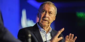 Reaparición. El exgobernador Juan Schiaretti reaparecerá de manera pública, la semana que viene, en Nueva York. El domingo se diferenció del presidente Milei por el tema derechos humanos.