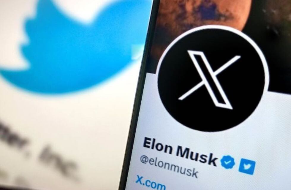 Elon Musk desplumó al pajarito azul: los mejores memes de la nueva X y la despedida de Twitter