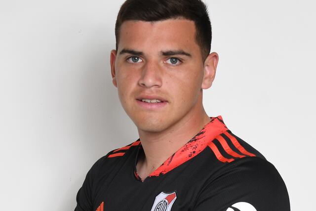 El arquero Alan Díaz, figura en el Superclásico. (Prensa River).