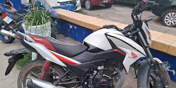 Una motocicleta que había sido robada en octubre de 2024 en San Salvador de Jujuy fue hallada en el desarmadero clandestino de Perico.