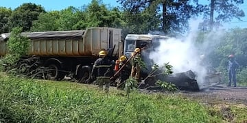 Un camión que se dirigía a Posadas se incendió en plena ruta.