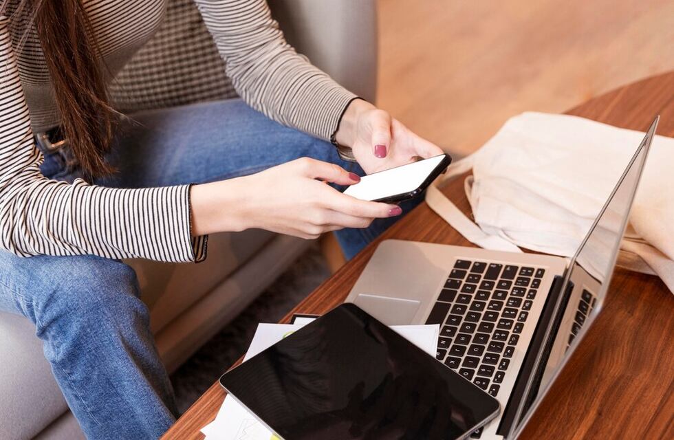 Paso a paso: cómo comprar dólares sin cepo por homebanking desde este lunes 14 de abril 2025