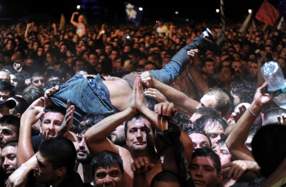 "Las salidas de emergencia estaban bloqueadas", contó un mendocino que fue al recital del Indio