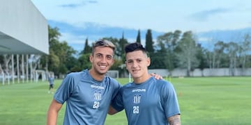 Leo Godoy jugaría en su puesto natural, o marcando punta izquierda si no se recupera Enzo Díaz\u002E