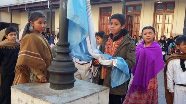 Acto recordatorio del Éxodo Jujeño en la Escuela Belgrano