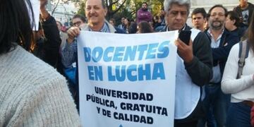 Los docentes universitarios entrerrianos adhieren al paro del 24 y 25 de septiembre