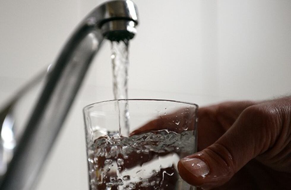 Golpe al bolsillo: Aguas Cordobesas prevé un nuevo aumento