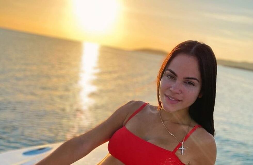 Natti Natasha mantiene su guerra al maltrato con el tema "Qué mal te fue"