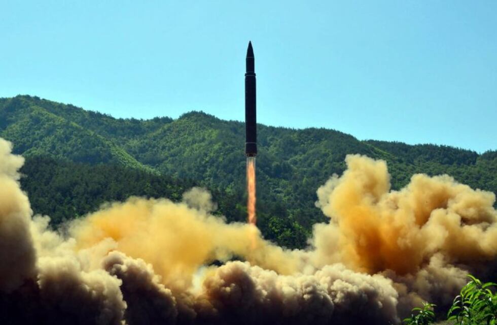 Más misiles y un alerta de EE.UU. agravan la crisis con Corea del Norte
