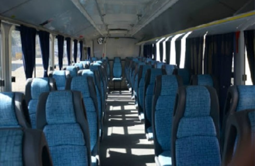 El paro de interurbanos afecta el servicio urbano en La Calera