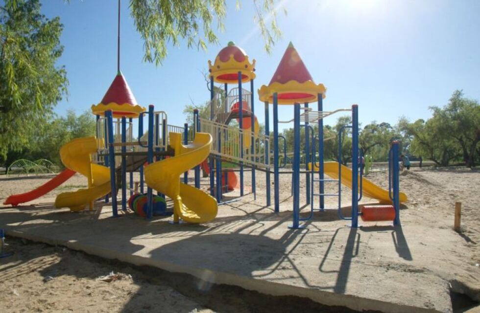 Un menor se accidentó en los juegos del Thompson