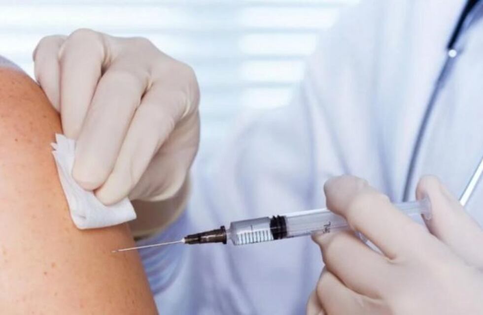 El Gobierno bonaerense aseguró que tiene stock de vacunas contra la fiebre amarilla