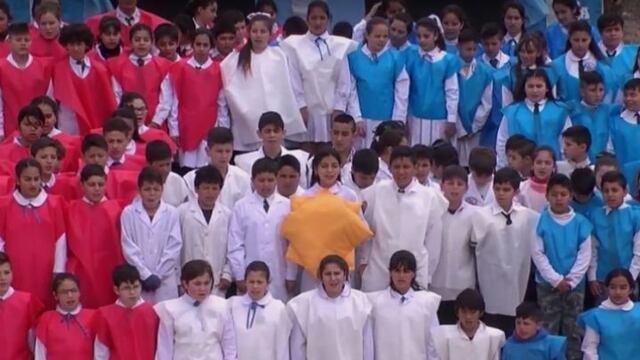 Chicos de Río Primero grabaron esta versión del himno a la bandera de Córdoba\u002E