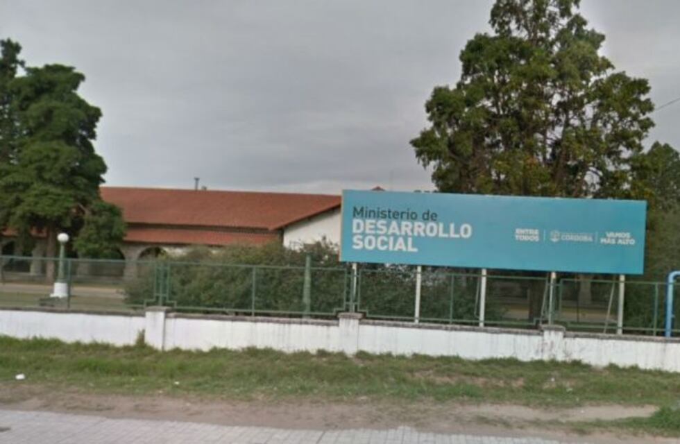 Vecinos pidieron por la entrega de terrenos en el Ministerio de Desarrollo Social de Córdoba