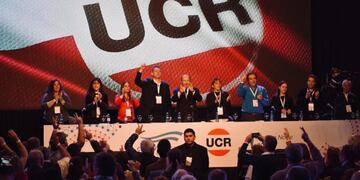 Cierre de la convención nacional de la Unión Cívica Radical (UCR) en Parque Norte\u002E (@josecorralsf)