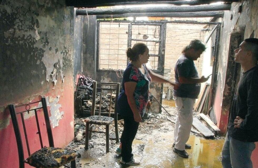 Están desocupados y ahora un incendio los dejó en la calle