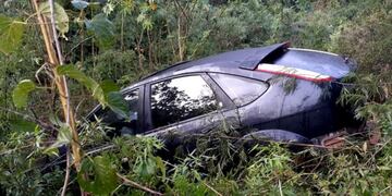 Gobernador Roca: le robaron el auto a punta de pistola