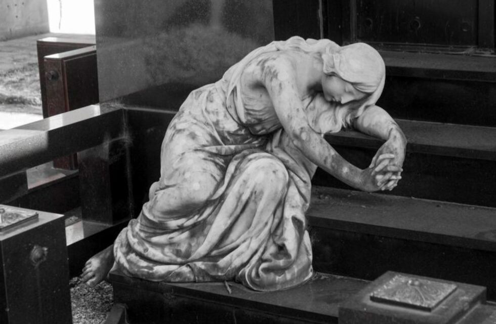Por el mes de la mujer realizarán un recorrido guiado por el cementerio El Salvador