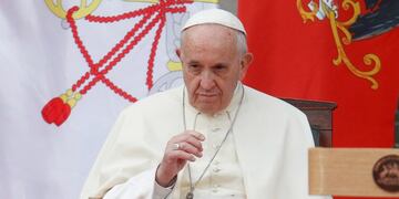 El papa Francisco, participa hoy martes 16 de enero de 2018 de un encuentro con autoridades, la sociedad civil y el cuerpo diplomático, en el Palacio de La Moneda, en Santiago de Chile\u002E El pontífice realiza una visita de tres días a Chile y luego viajará a Perú\u002E EFE/Elvis González