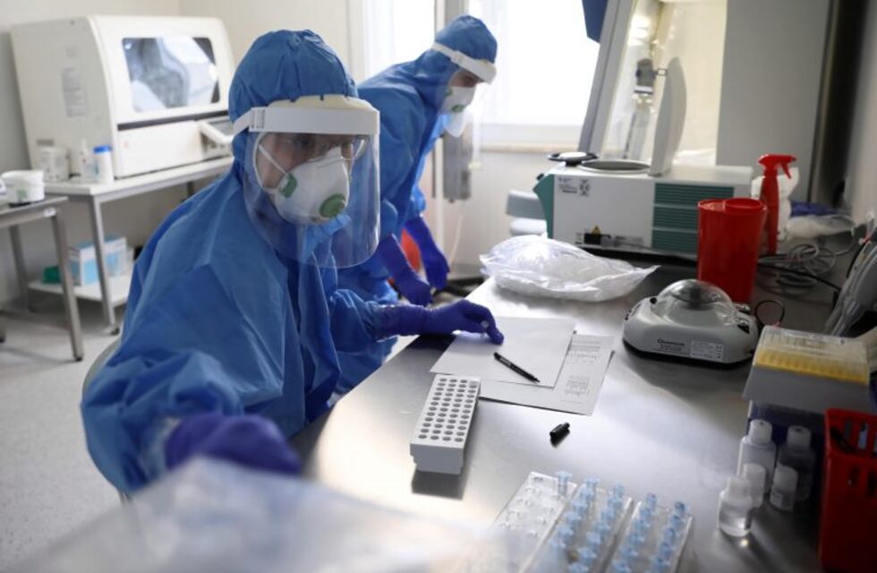 Se estancaron los casos de coronavirus en Santa Fe, pero siguen altos los de dengue