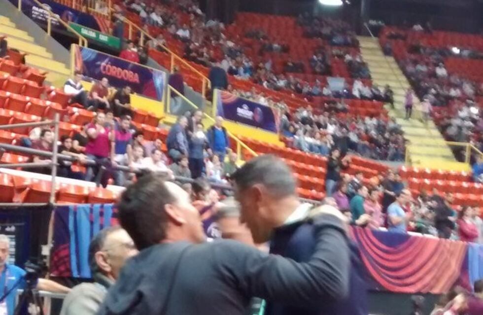 El Orfeo lleno de figuras por la AmeriCup