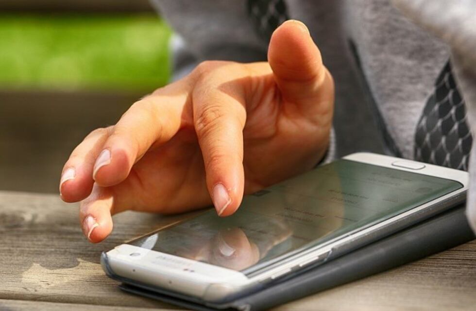 Hacé una pausa, el challenge para frenar la desinformación