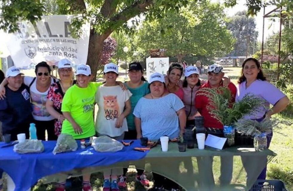 Muestra de talleres y actividades del Centro de Integración para el Discapacitado Mental