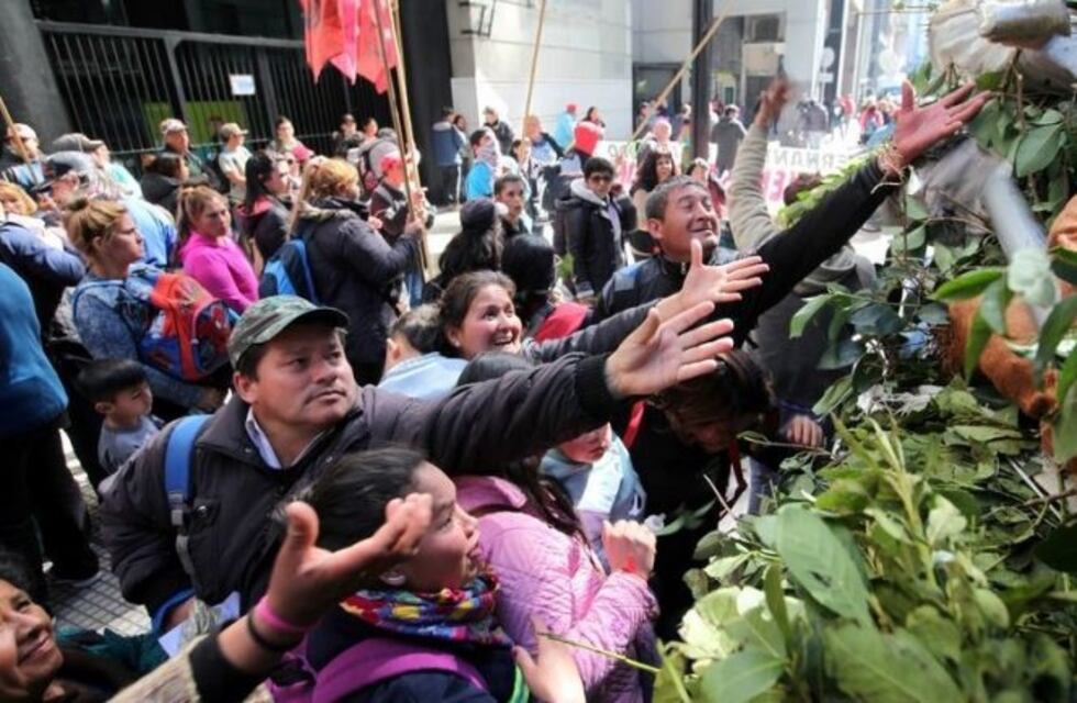 Tareferos misioneros se manifestaron frente al Ministerio de Trabajo de Nación