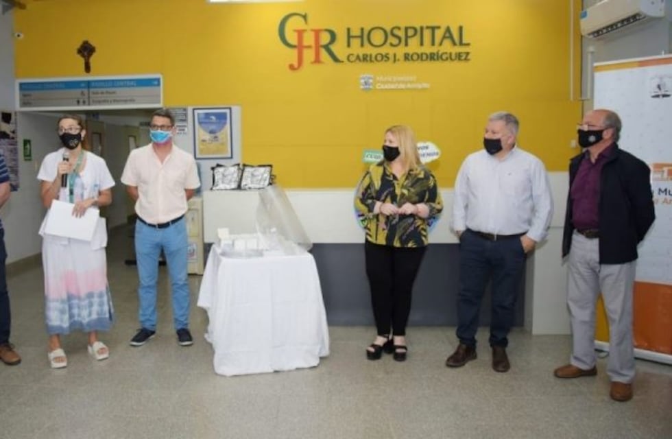 Instituciones de Arroyito realizaron una importante donación la Hospital Carlos Rodríguez