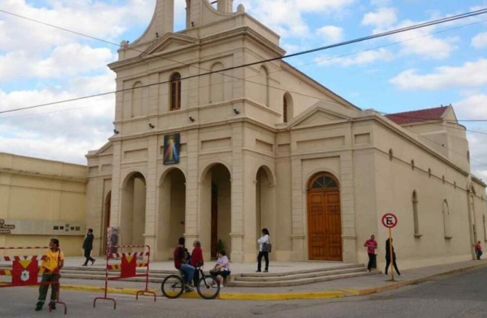 Cura Brochero comienza a llenarse de gente a la espera de la canonización