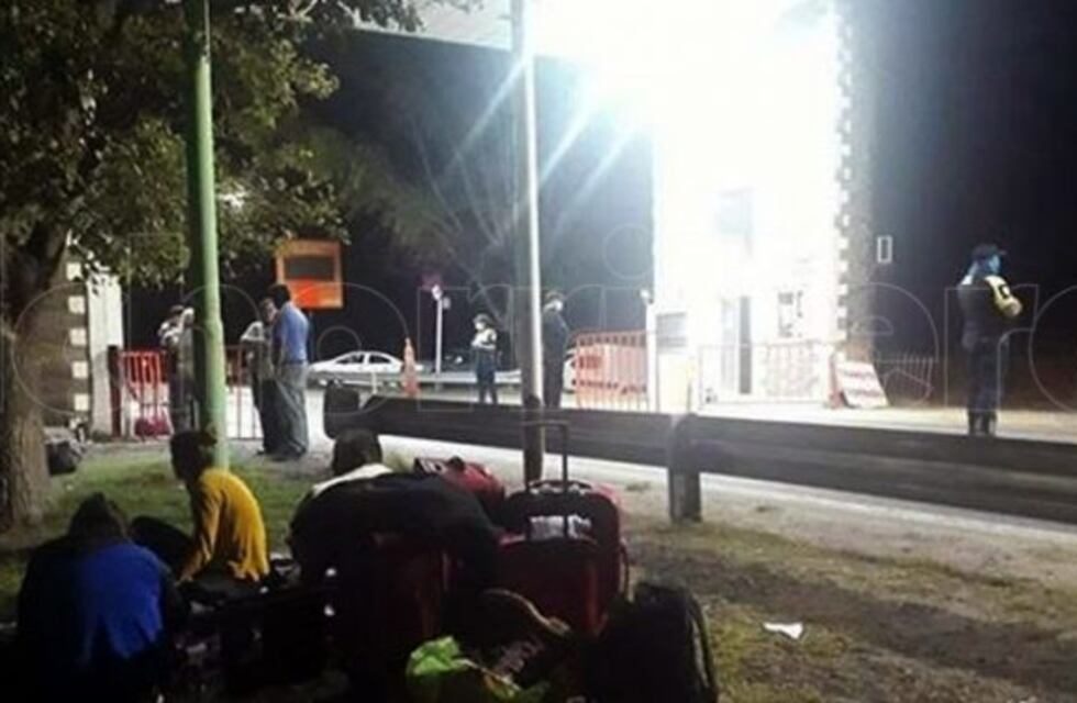 Rodríguez Saá bloqueó San Luis y la gente está varada en los puestos limítrofes