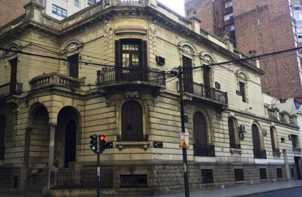 Saglione apoyó el traspaso de edificios nacionales para saldar la deuda de coparticipación
