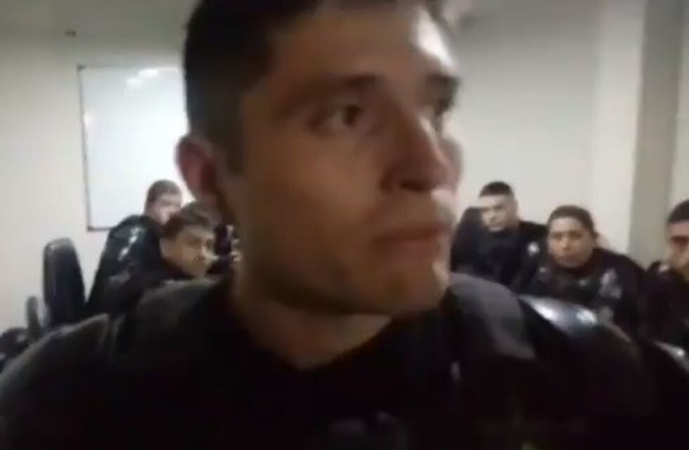 Polémica presencia de Infantería en la Legislatura