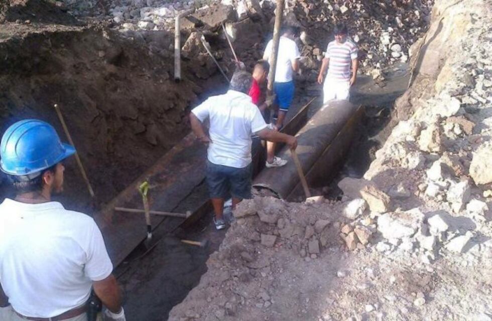 ¡Ojo con el agua! rotura en Villa Allende afecta a las Sierras Chicas