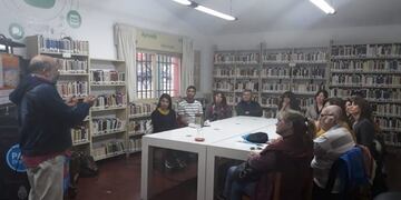 Villa Allende: seminario de literatura "tragedia y comedia griega"