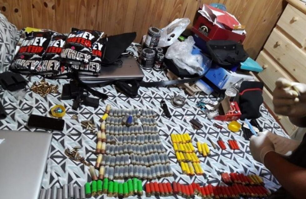 Pasaron a disponibilidad a 23 policías santafesinos detenidos