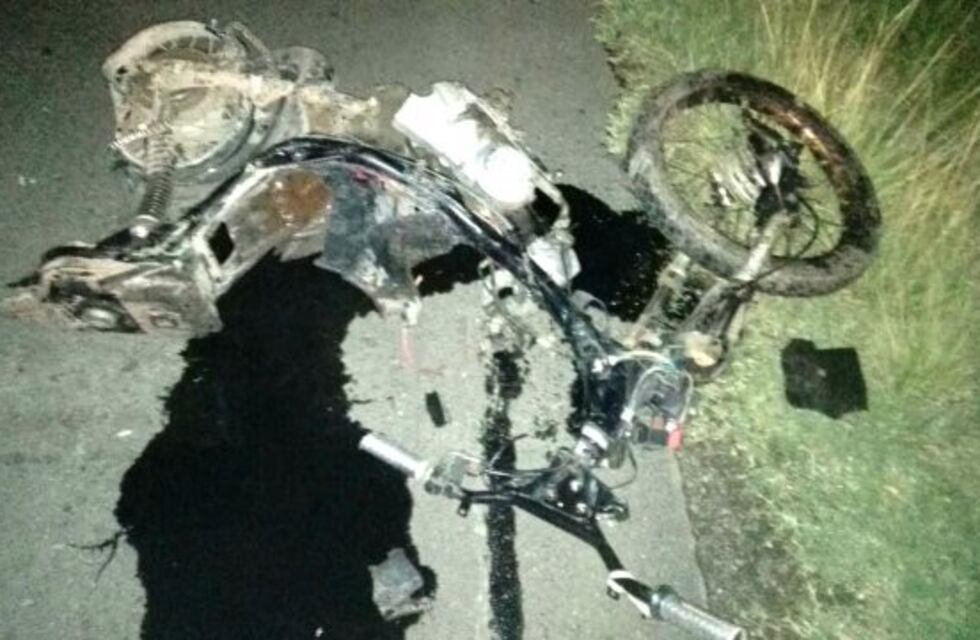 Un motociclista falleció tras impactar con un auto en la ruta 14