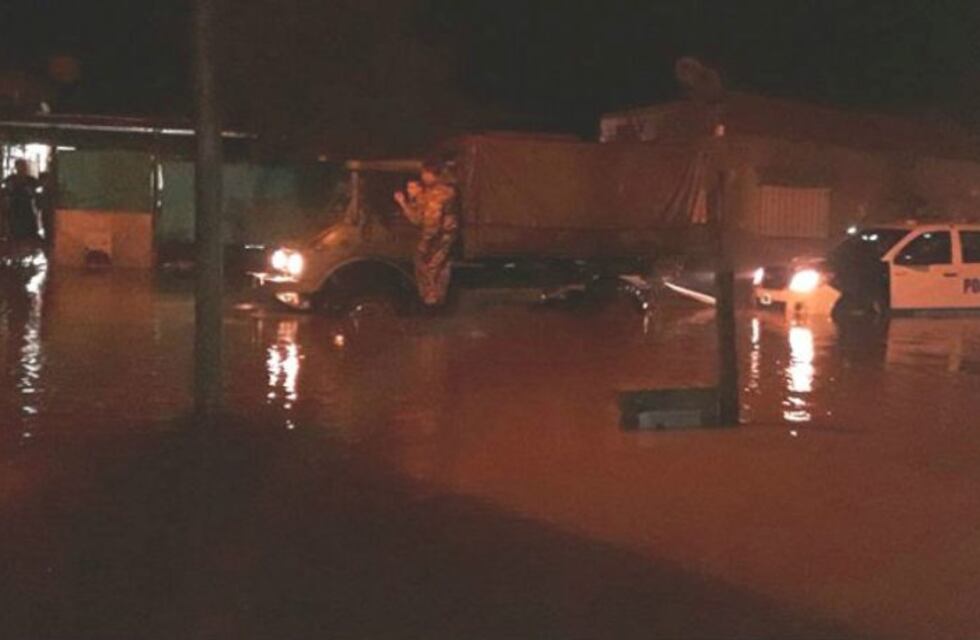 Cayeron casi 200 milímetros y varias familias debieron ser evacuadas durante la madrugada