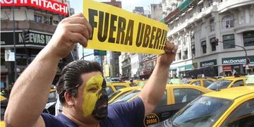 Así actúan los taxistas \