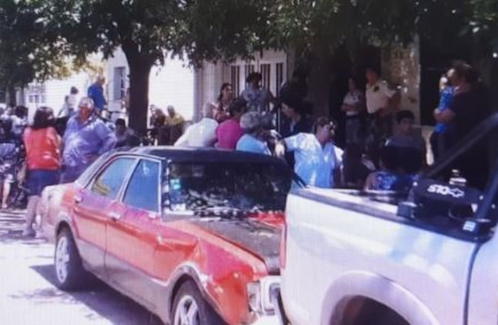 Un hombre mató a toda su familia, un vecino y después se suicidó en su casa