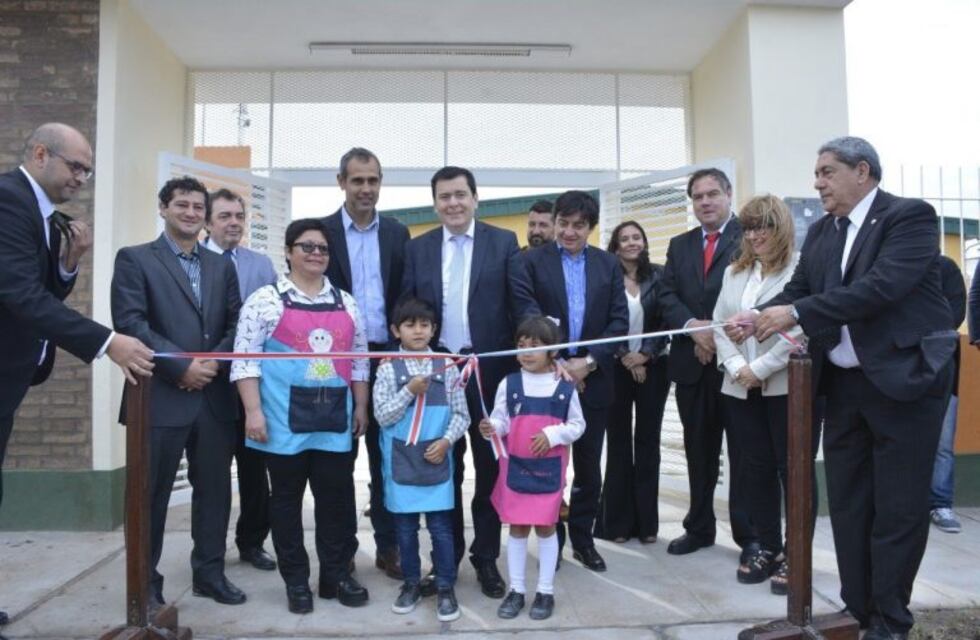 Zamora inauguró un jardín de infantes en Real Sayana