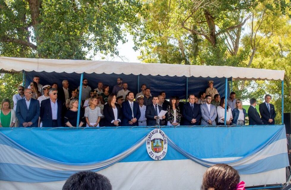 Azul festejó su cumpleaños 187