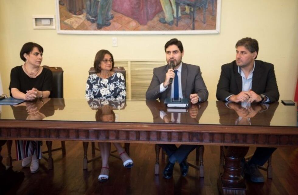 Los guardapolvos y útiles escolares tendrán un 50% de descuento con tarjetas del Banco Nación