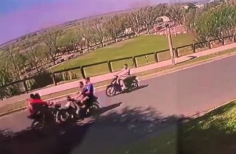 Increíble choque de motos en San Pedro dejó cinco heridos