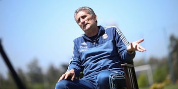 BAS001. BUENOS AIRES (ARGENTINA) 28/10/2016.- Edgardo Bauza, seleccionador de Argentina, habla hoy, 28 de octubre de 2016, en una entrevista con la Agencia Efe en el predio de la Asociaciu00f3n de Fu00fatbol Argentino (AFA) en Ezeiza, provincia de Buenos Aires EFE/David Fernu00e1ndez buenos aires edgardo bauza director tecnico de la seleccion argentina futbol nota entrevista reportaje