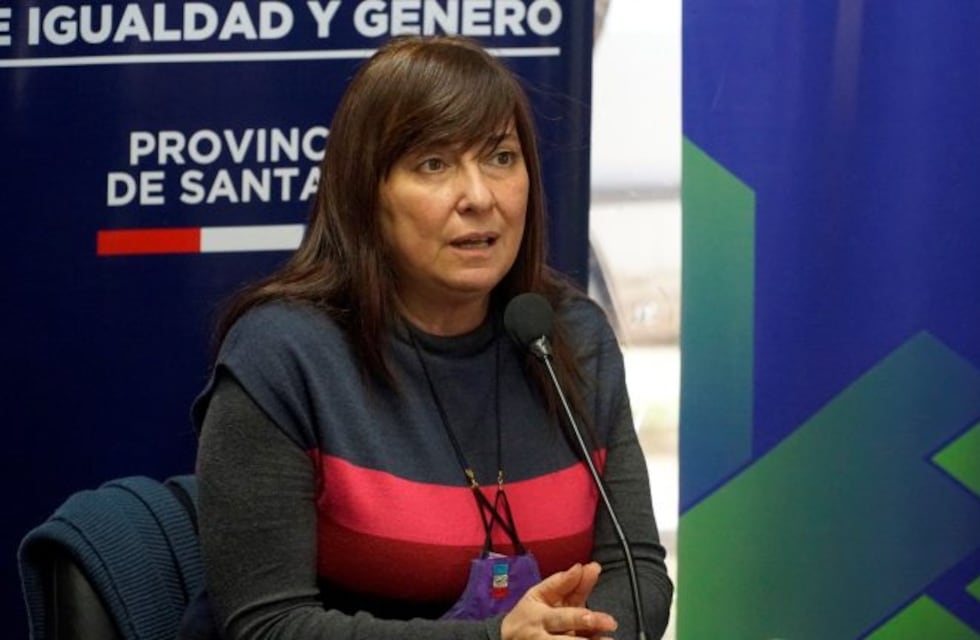 Ministra de Gobierno de Santa Fe calificó de “narcoterrorismo” el ataque al local de la familia Roccuzzo