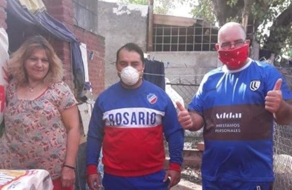 Ex jugadores de fútbol categoría 79 de la Liga del Sur juntan alimentos