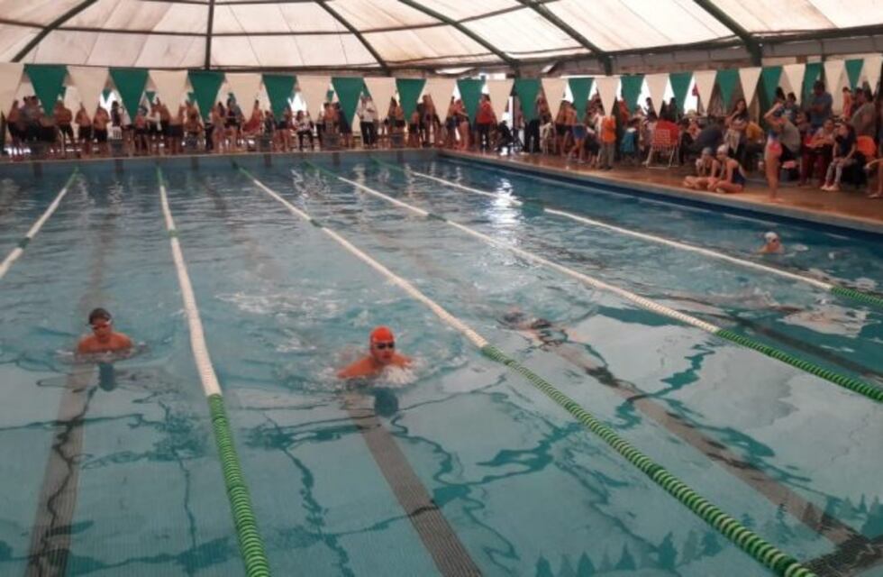 Más de 200 nadadores en la segunda parte del Torneo Malvinas Argentinas en Arroyito