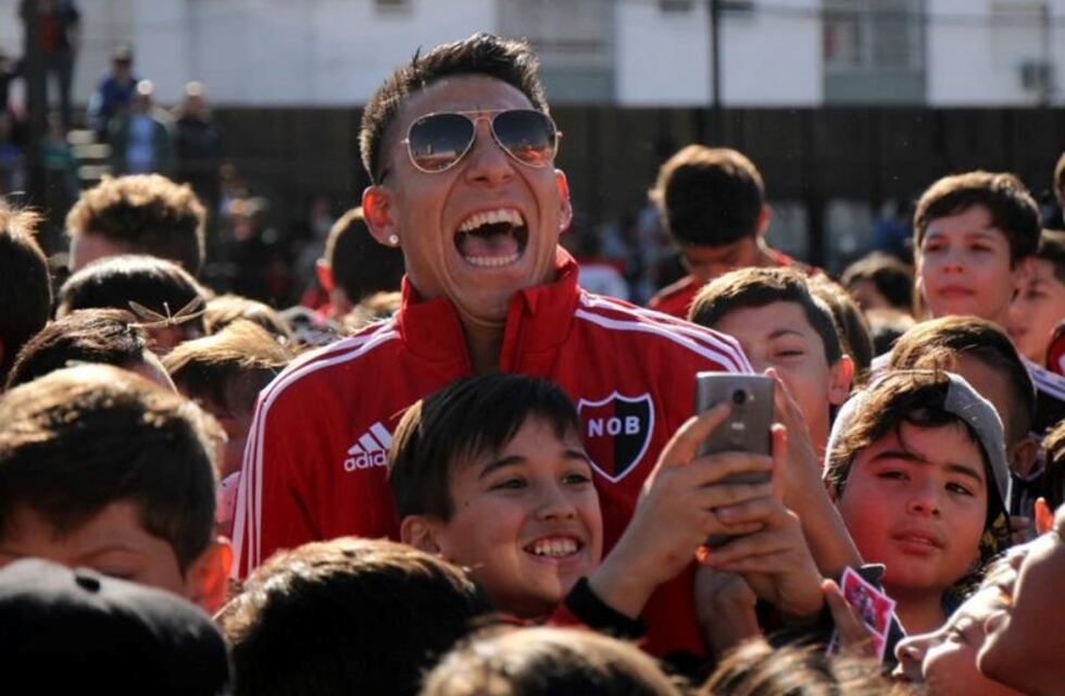 Brian Sarmiento demandó a Newell's por accidente laboral